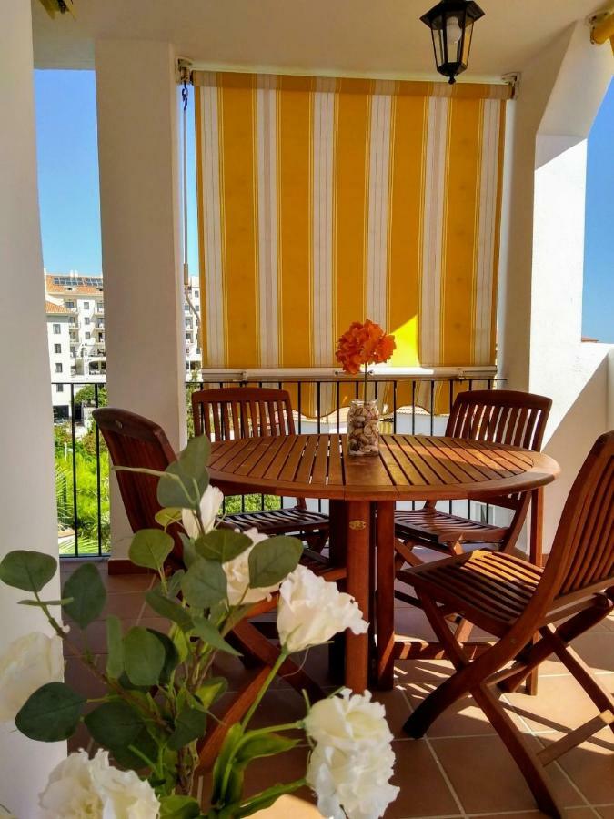 Lomas De Mena Appartement *
